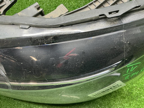 Фара левая Lada Vesta (2015-2022) галоген