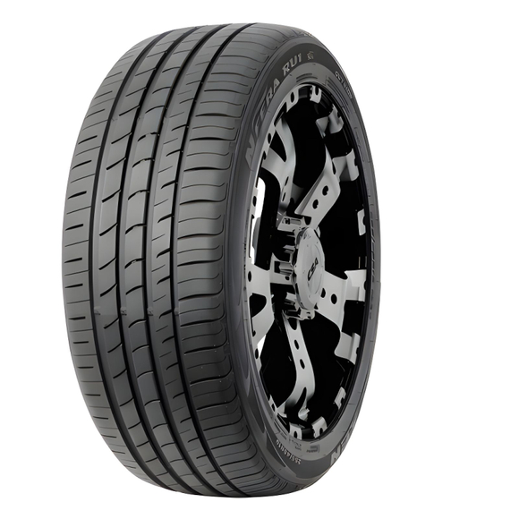 Летняя шина Nexen NFera RU1 (235/55 R17 99V)