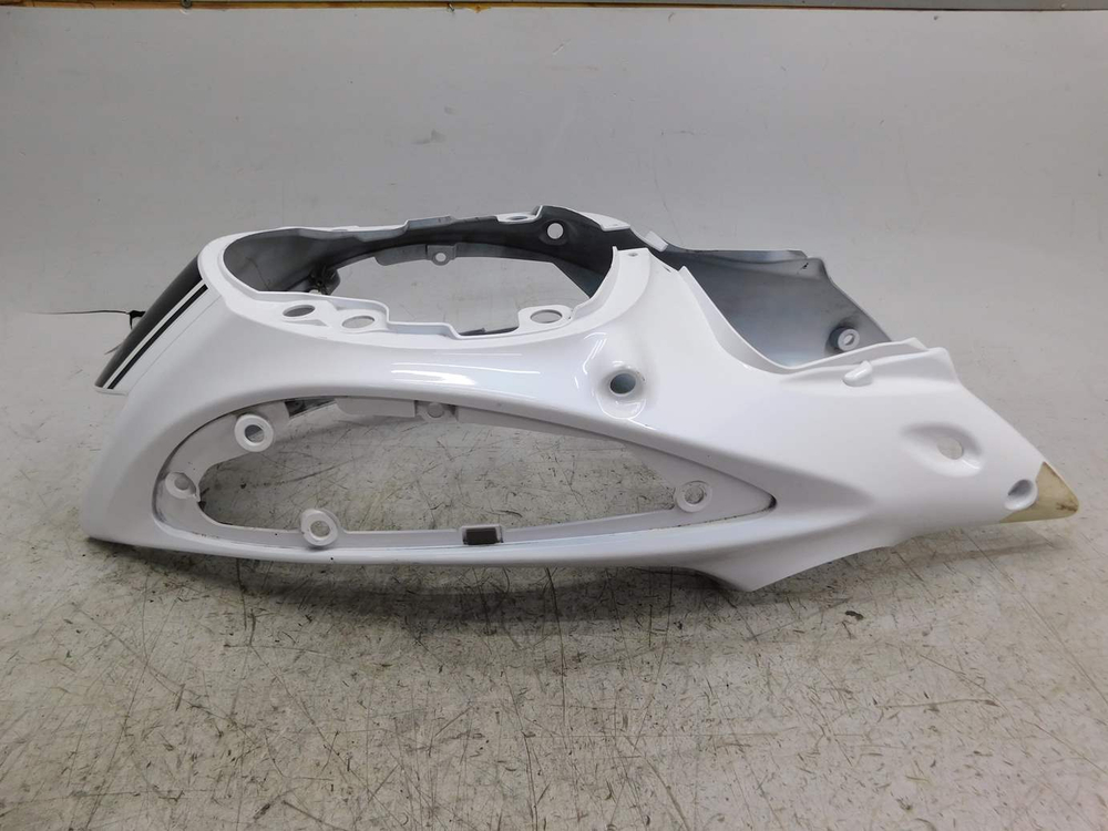 пластик задний (хвост) Suzuki GSX1300R Hayabusa 2008 47311-15H