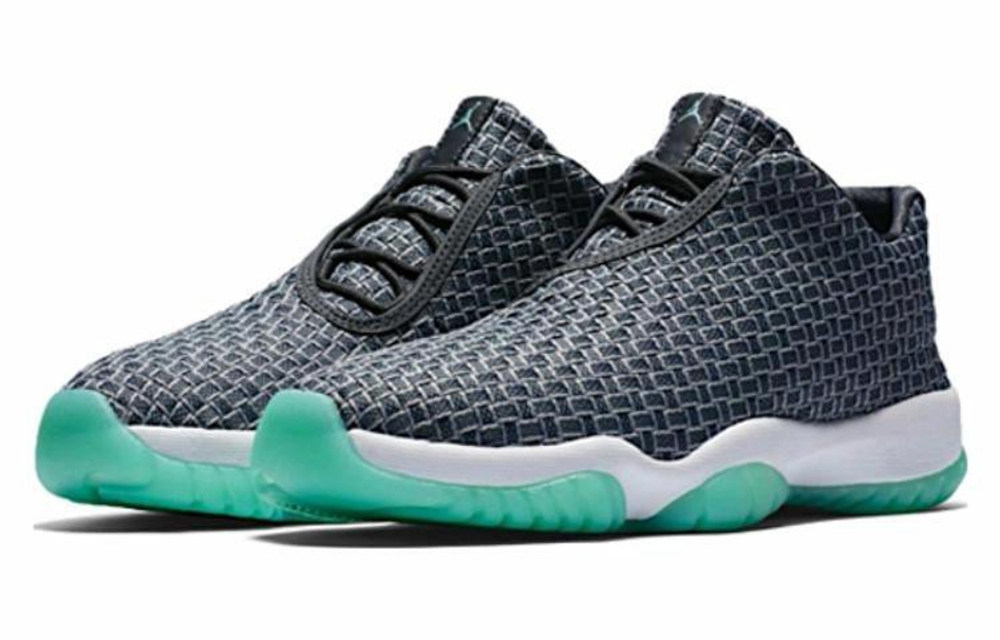 Кроссовки Jordan Future Air Jordan Future Low (Женская размерная сетка)