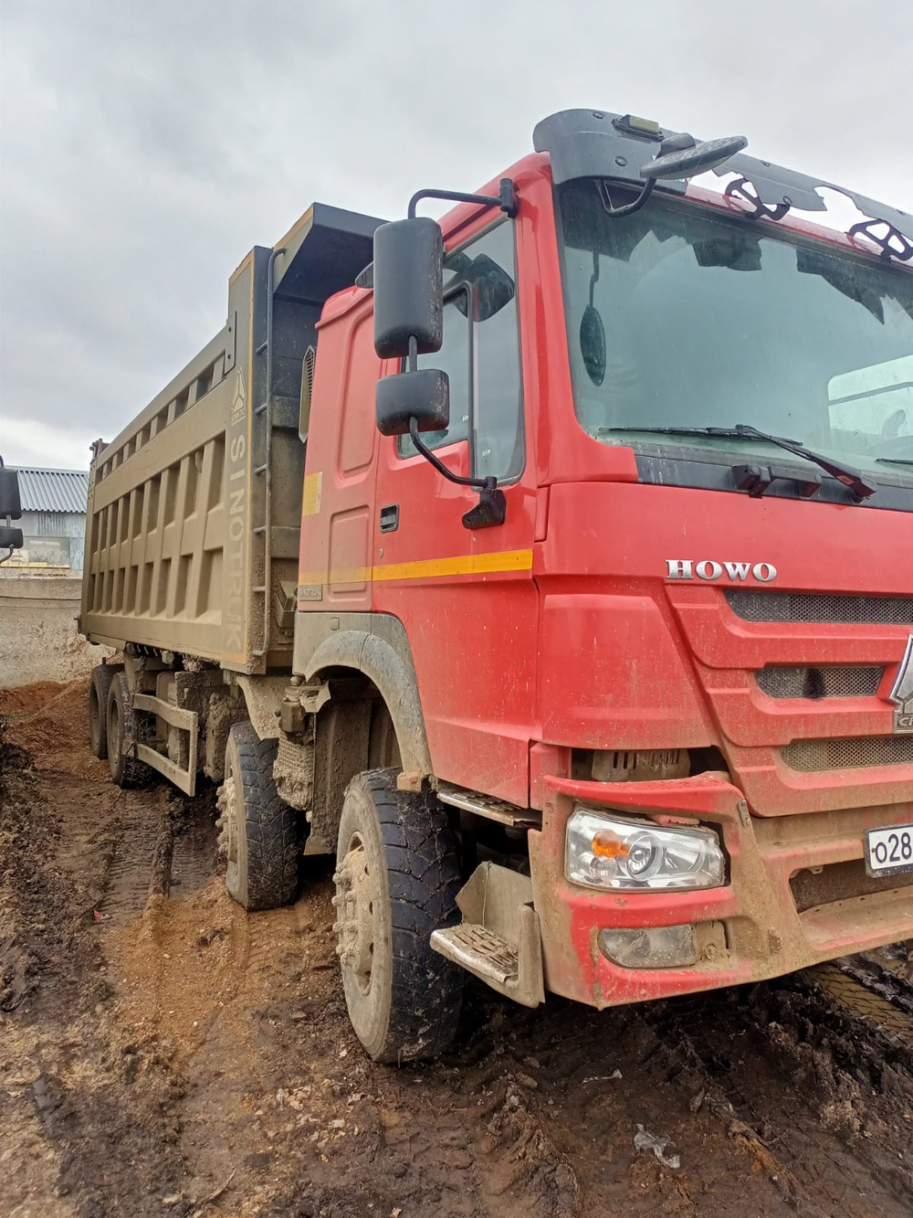 Howo ZZ* 8x4 Самосвал ZZ3407S3867E (Дизель, 9,7 л, 373 л.с, МТ)