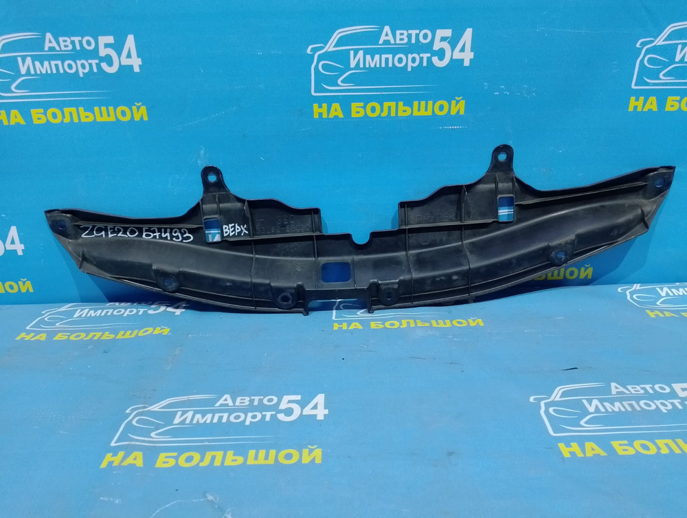 Накладка на рамку радиатора TOYOTA WISH 2009-2017