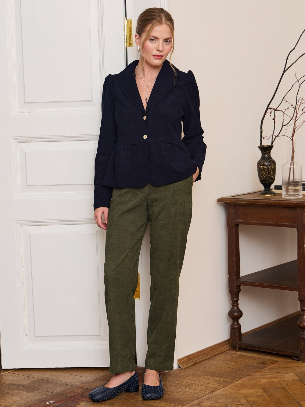 Брюки классические вельветовые