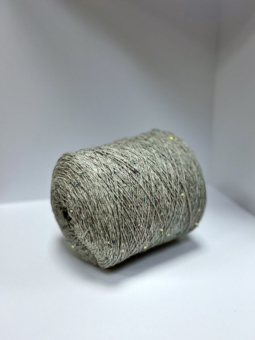 Трикотажная пряжа для вязания Eyre Pailletes с пайетками