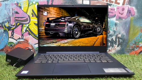 Ноутбук Lenovo i3-8/4Gb/FHD