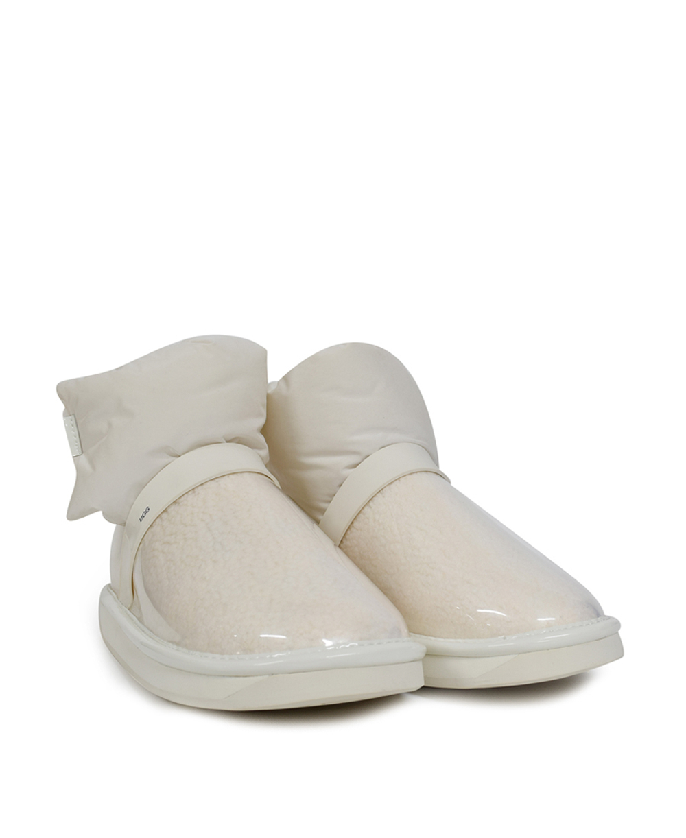 CLEAR QUILTY white