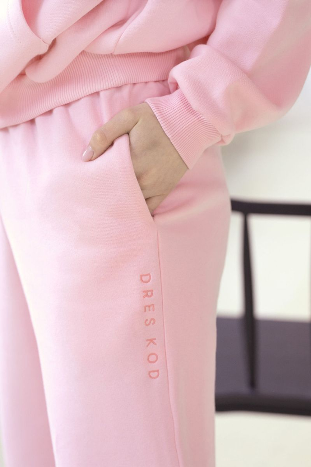 Яркие джоггеры с завышенной талией (Размер: M) (Цвет: нежно-розовый)