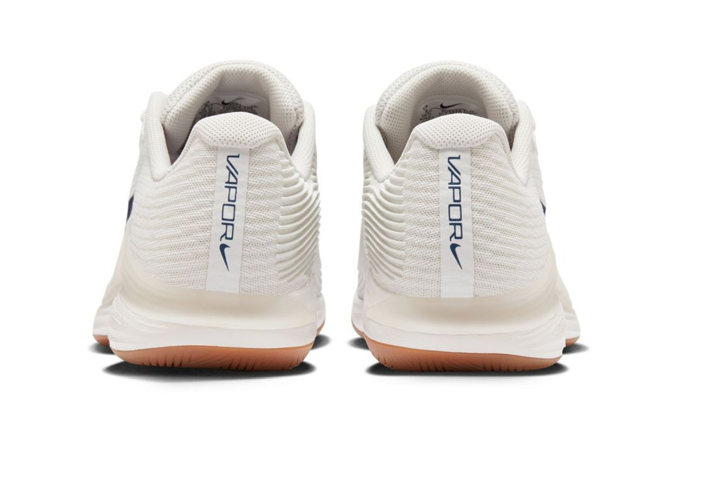 Женские Кроссовки теннисные Nike Zoom Vapor 12 - белый