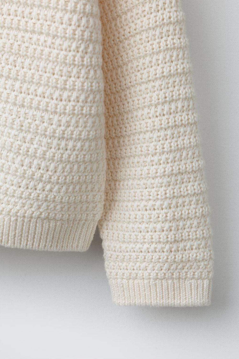 ZARA ТРИКОТАЖНЫЙ СВИТЕР ПОЛО С РЕЛЬЕФНЫМ УЗОРОМ, ЭКРЮ