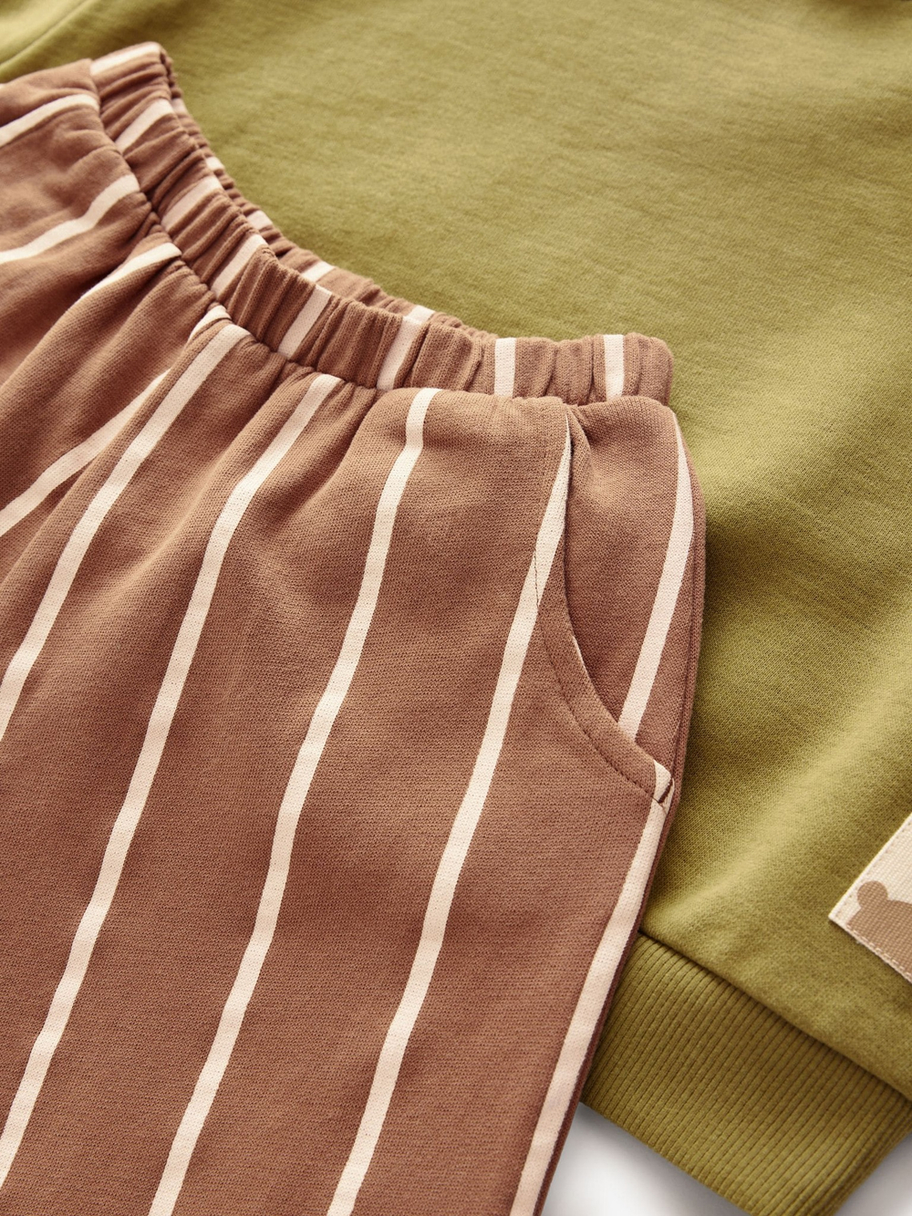 Толстовка и брюки в комплекте для девочки Next B97-372, Коричневый, Хаки