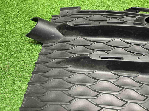 Решетка перед. бампера Mercedes GLS x167 19-24 AMG