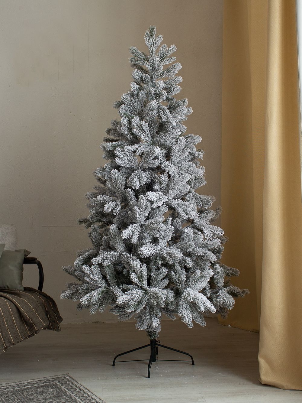 Заснеженная елка «Аляска» GT (Литая хвоя) 150 см / 1,5 м