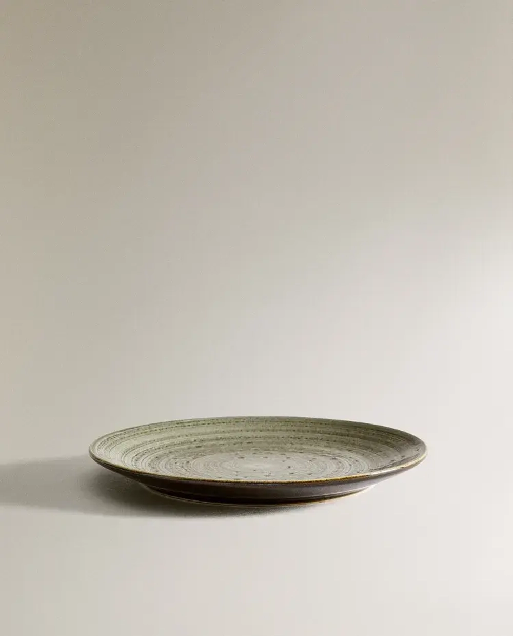 ZARA HOME ДЕСЕРТНАЯ ТАРЕЛКА ИЗ ФАЯНСА СО СПИРАЛЬНЫМ УЗОРОМ, ЗЕЛЕНЫЙ