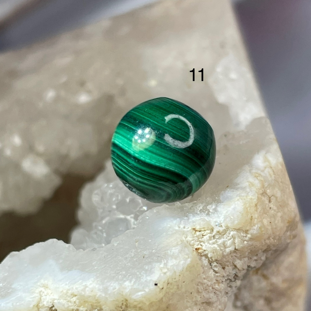 58302 Малахит Бусина 10 мм-8