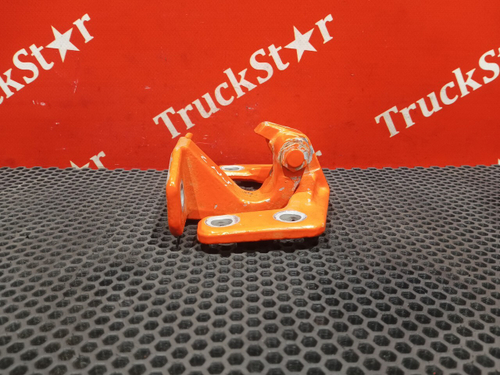 Петля двери верхняя левая 2023г