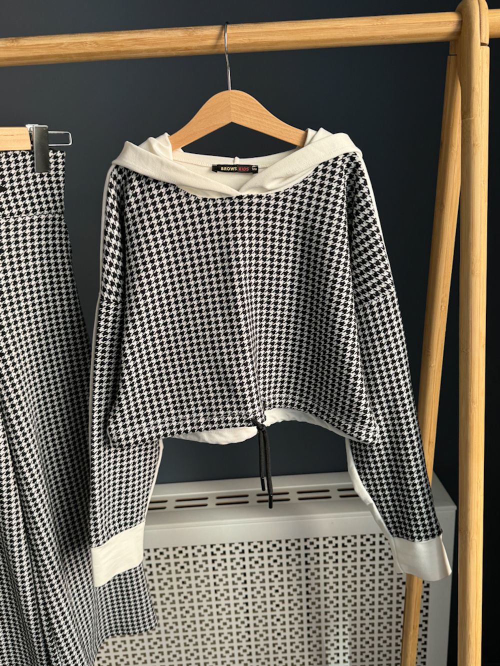 Трикотажный костюм Brous, 128