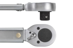 Ключ динамометрический RF-64781030: щелчкового типа 1 DR (140-700Nm) в пласт. кейсе ROCKFORCE