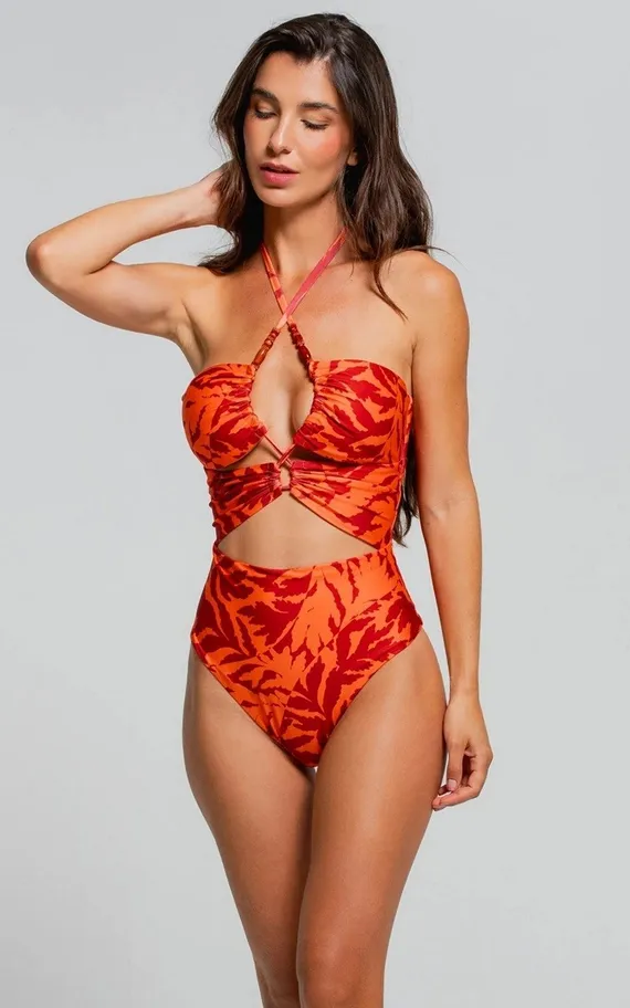 Купальник слитный CLM26008