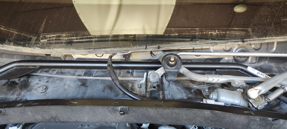 Распорка стоек Toyota Highlander 3 (U50) (ПОД ЗАКАЗ)