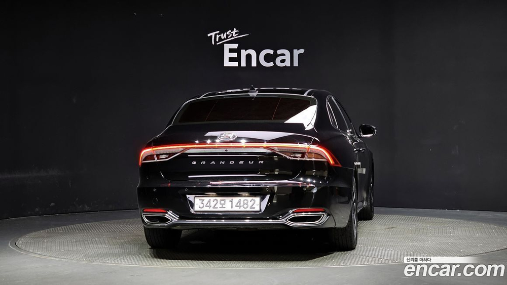Hyundai The New Grandeur (Azera) IG Hybrid Premium Choice (06.2020)