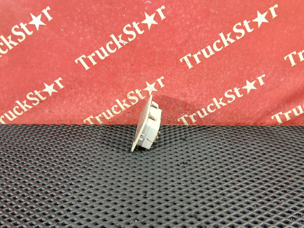 Плафон внутреннего освещения