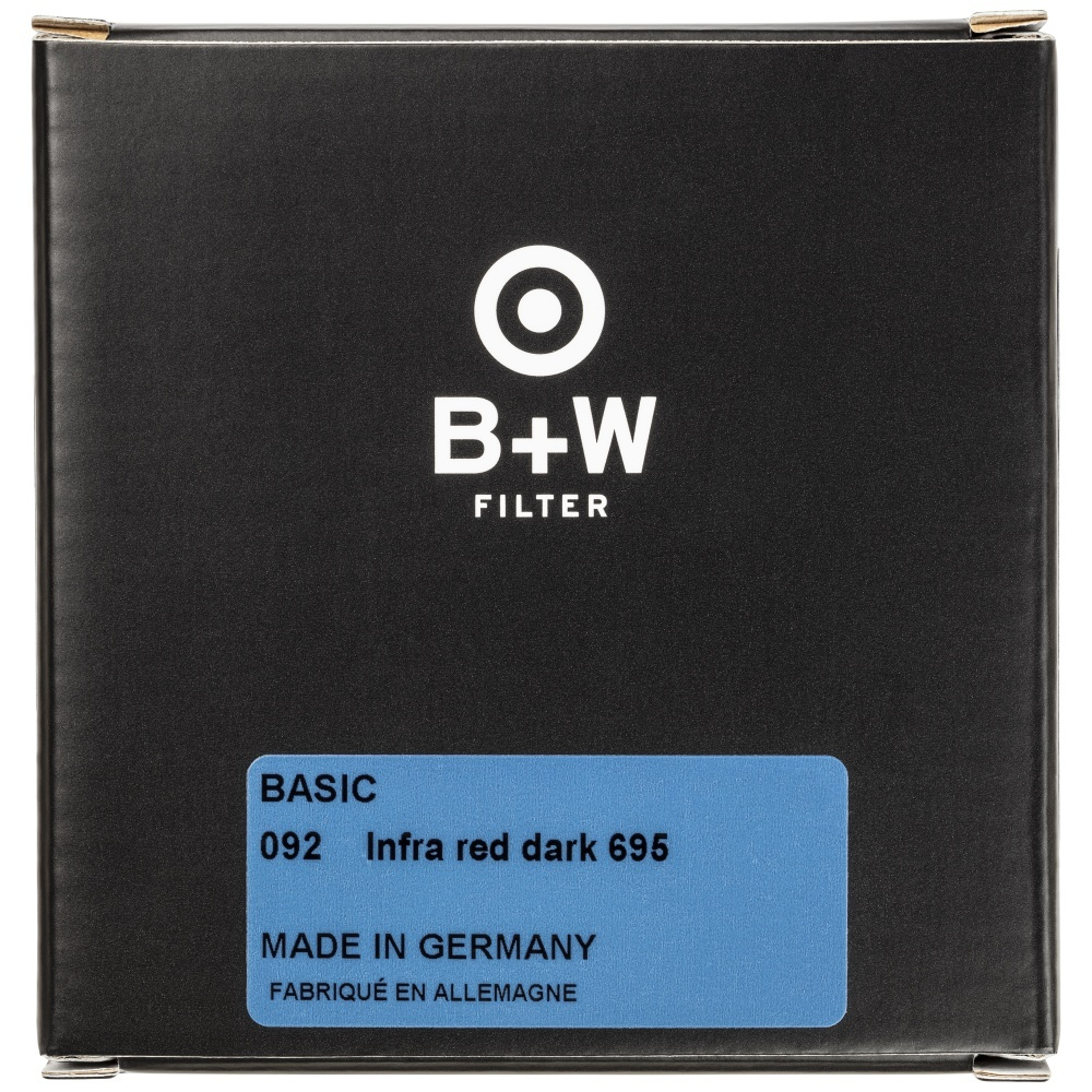 B+W BASIC 092 IR Black Red 695 67mm. Светофильтр инфракрасный для фотосъёмки