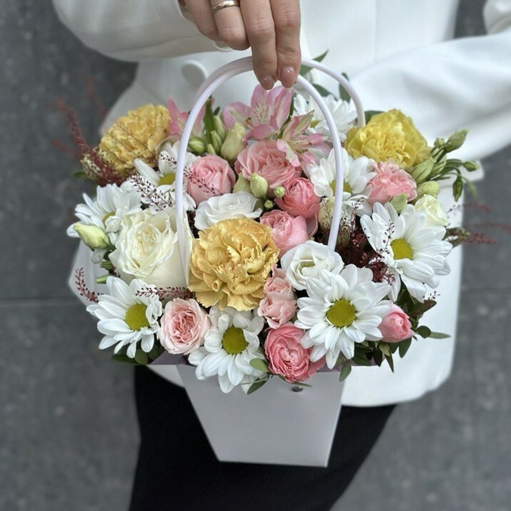 Цветочная сумочка "Радость весны"