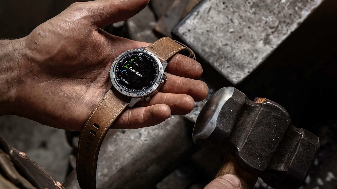 Какие модели премиальных умных часов представлены в линейке Garmin Marq