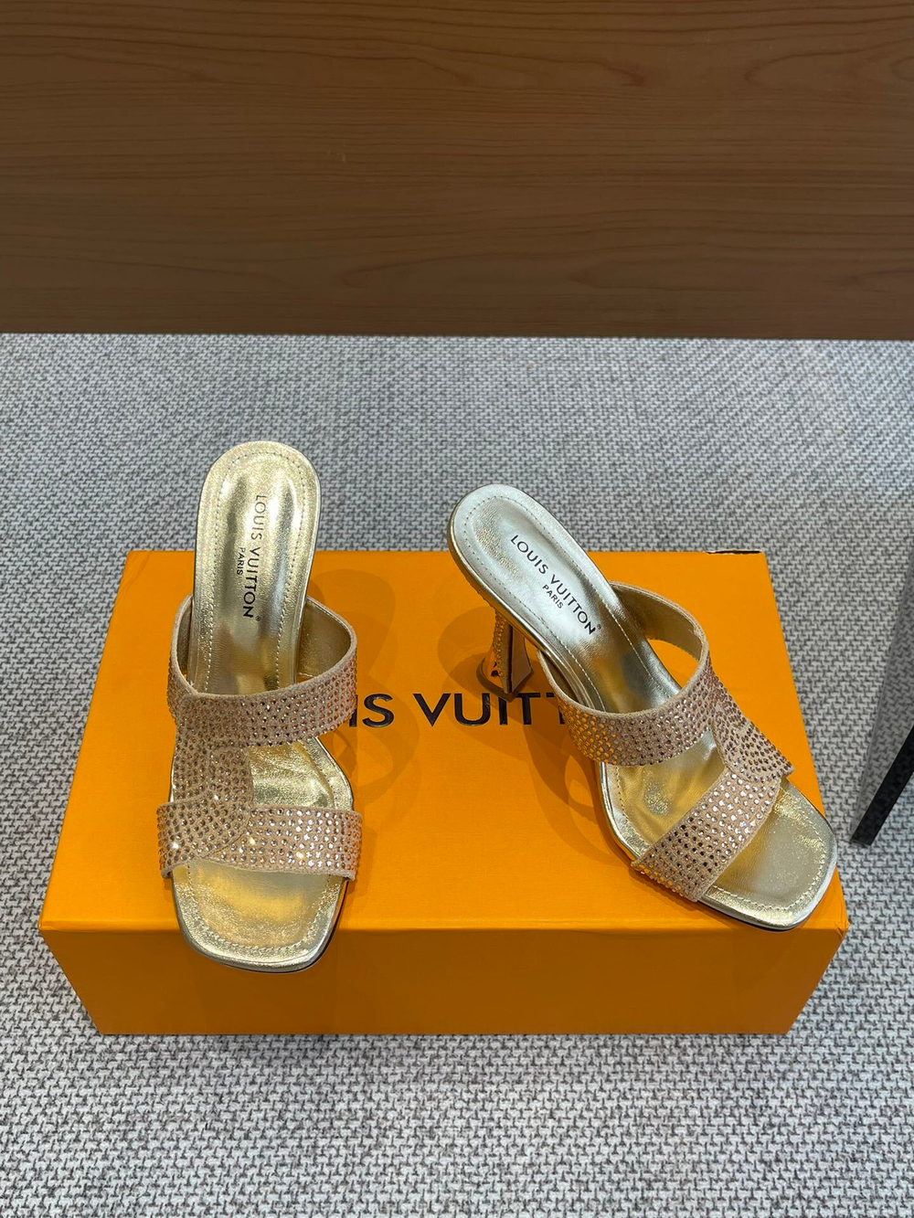 Louis Vuitton Sandal