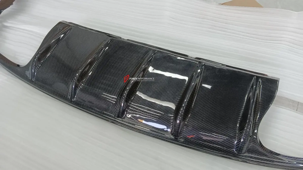 Карбоновый обвес для Bentley Bentayga Рестайлинг 2020+ Бентли Бентайга