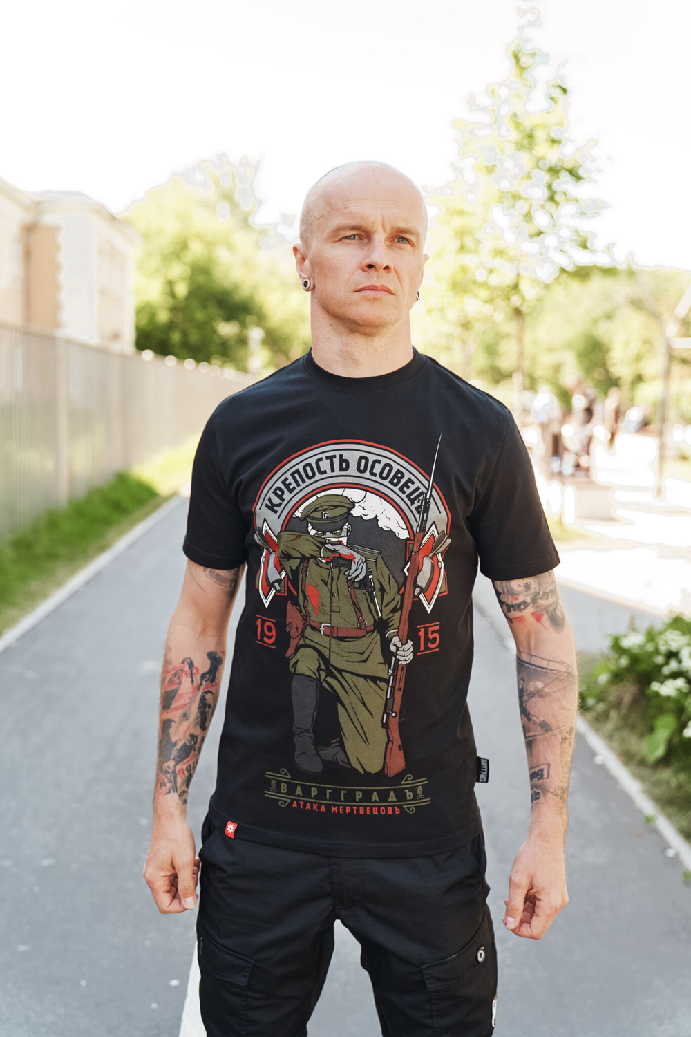 Футболка Варгградъ мужская чёрная "Крепость осовец"