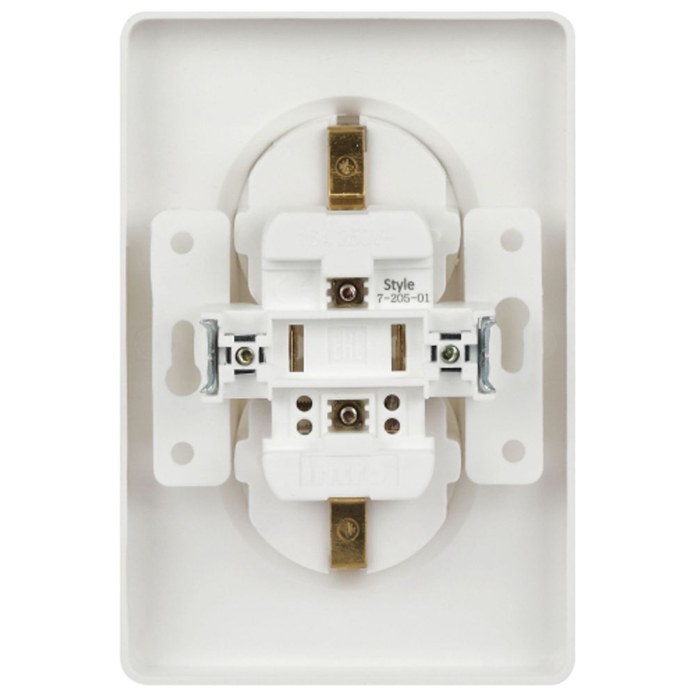 Розетка Intro Style 7-205-01 двойная с заземлением 2X2P+E Schuko, 16А-250В, IP20, СУ, белый | Intro