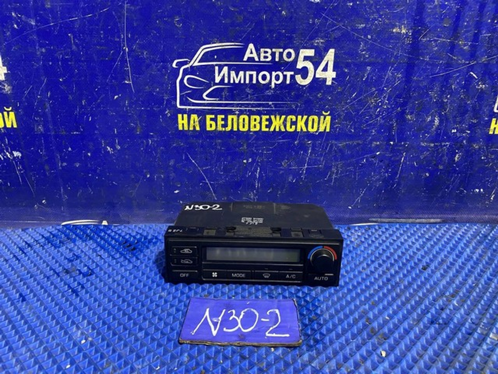 Блок управления климат-контролем NISSAN R'NESSA 1997