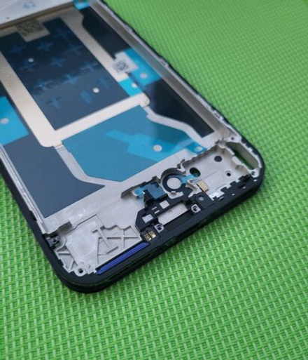 Realme C85 Pro 5G (RMX5555) - рамка дисплея (корпус) + шлейф кнопок громкости и включения + Антенны (ORIG)