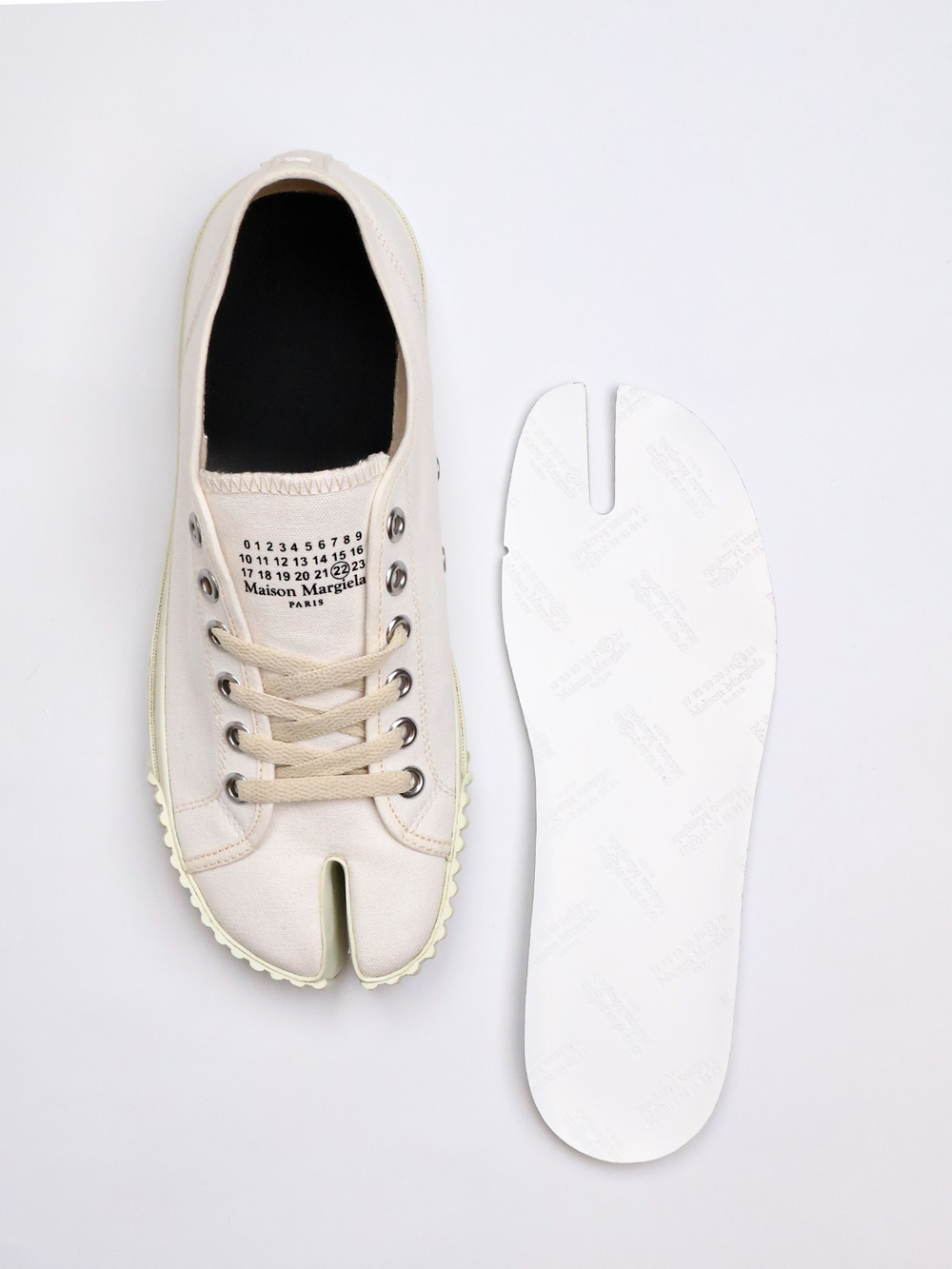 Кеды Maison Margiela Tabi Low Canvas White