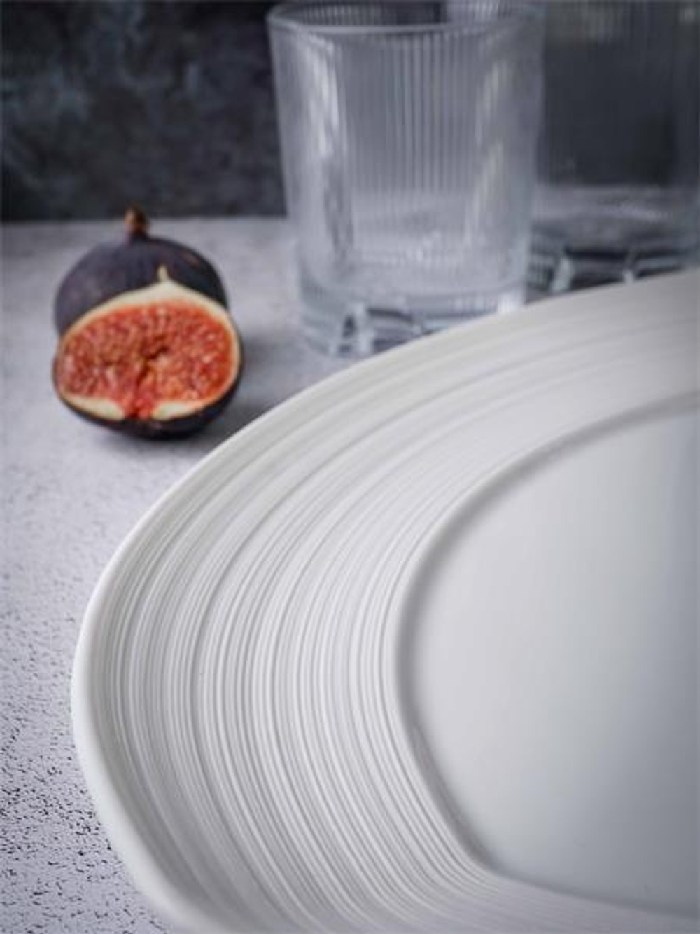 Блюдо овальное 36x28 см h 3,5 см, фарфор, Linea