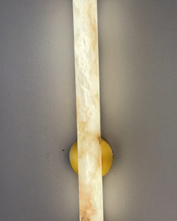 Настенное бра с эффектом натурального камня