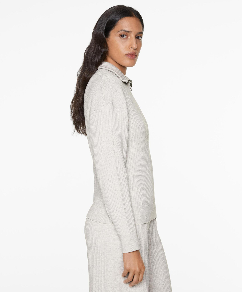 Oysho Свитер в рубчик с высоким воротником, ледяной