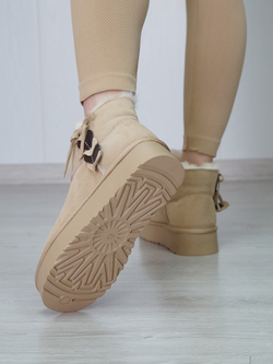 Угги женские зимние