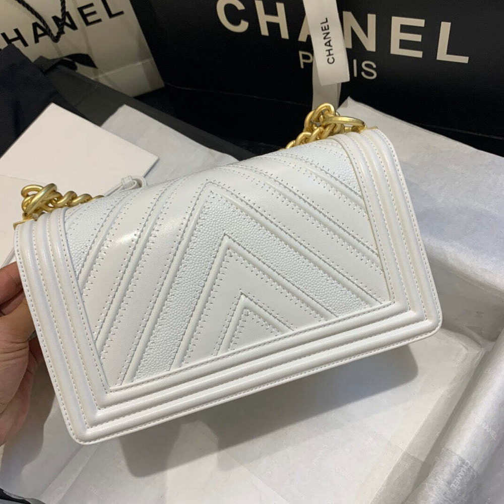 Chanel Boy 25 cm
