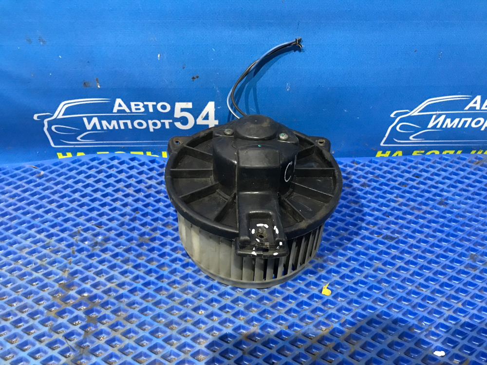 Моторчик печки MITSUBISHI LANCER 1998