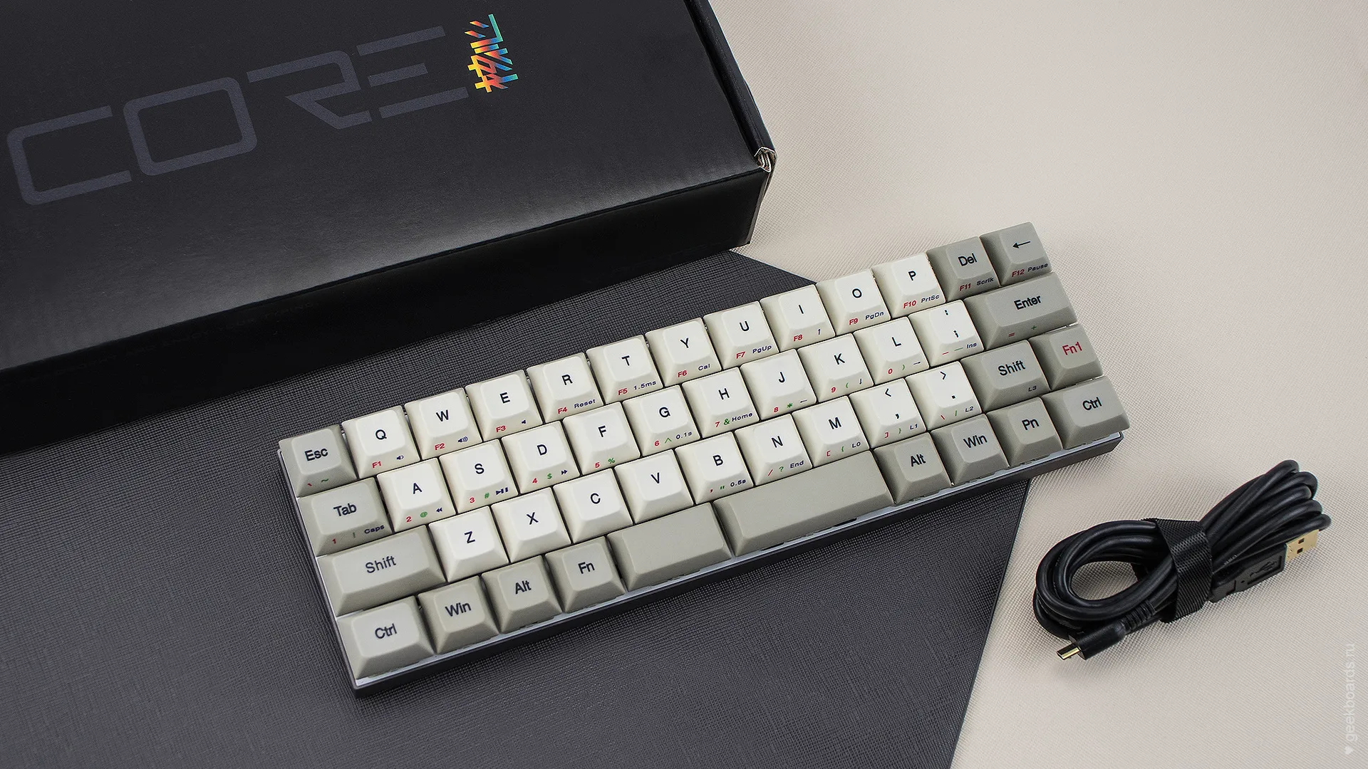Vortex Core RGB — купить на сайте профессиональных клавиатур Geekboards