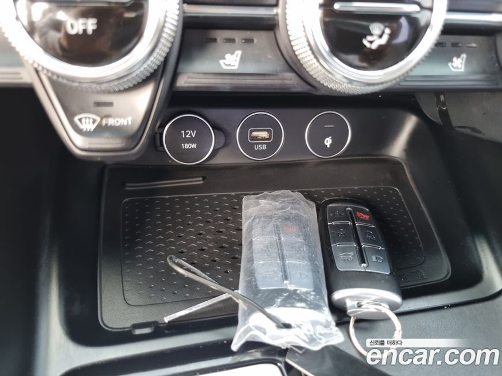 Genesis The New G70 Бензин 2.0T 2WD (01.2021)