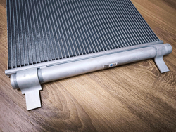 Радиатор кондиционера с ресивером skoda octavia a7 (13-)/vw golf vii (12-)