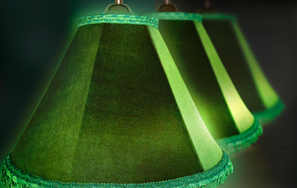 Лампа Классика 4 пл. металл (бархат зеленый,бахрома желтая,фурнитура золото)