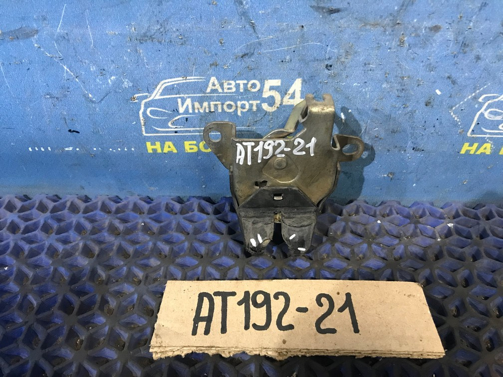 Замок багажника TOYOTA CARINA 1994