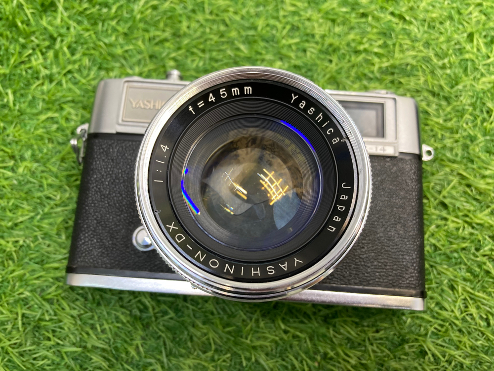 Yashica Lynx 14