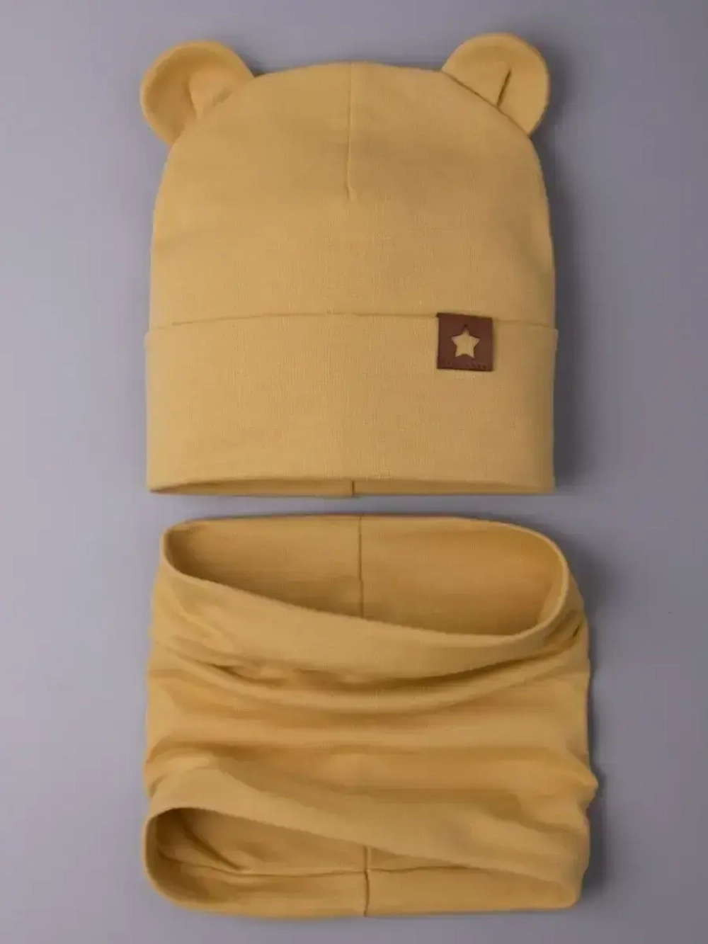 Шапка с ушками осенняя и снуд для детей