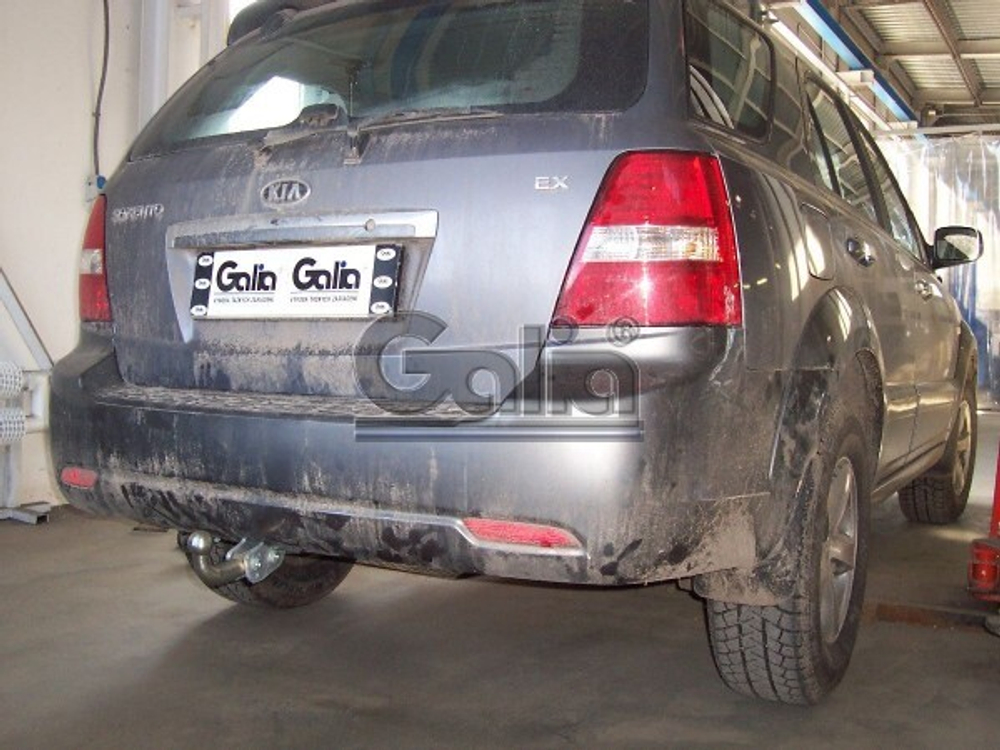 Фаркоп оцинкованный Galia K028C для Kia Sorento 2002-2009(паспорт и сертификат в комплекте)(без электрики)