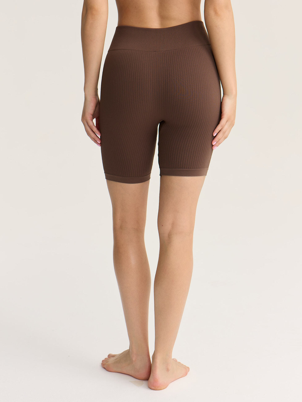 Бесшовные укороченные велосипедки в рубчик